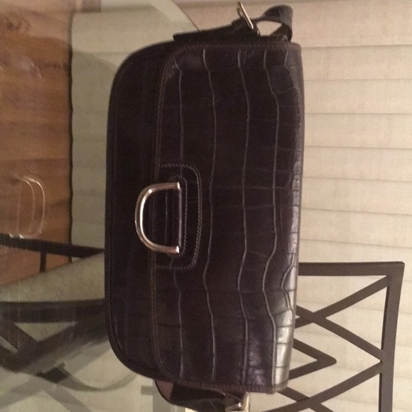 Dooney & Bourke. Chocolate Brown leather purse - Picture 2 of 7